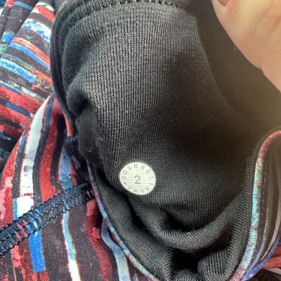 Lululemon train times 7/8 pant 25” 2 - Picture 4 of 4